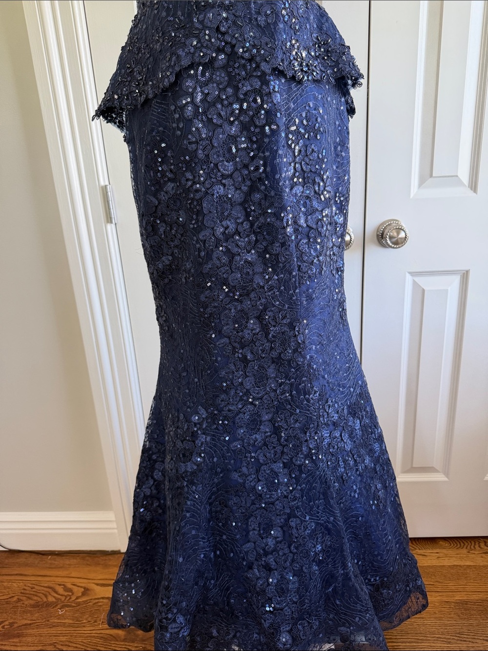 Ivonne D for Mon Cheri Off-Shoulder Sequins Embroidered Wedding MOB Gown Size6-8 - Picture 6 of 17